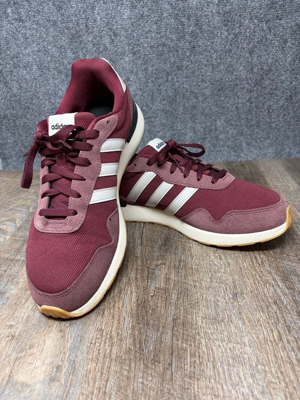 Adidas Run 60s 4.0 Mens classic Sneakers in Burgundy/Silver Size 11-JS1002-clean